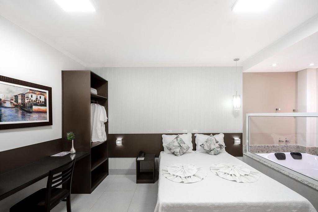 Caligio Hotel Pirapozinho Екстер'єр фото